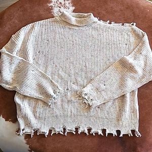 Destroyed/Frayed Cream Turtleneck Sweater Size Medium
